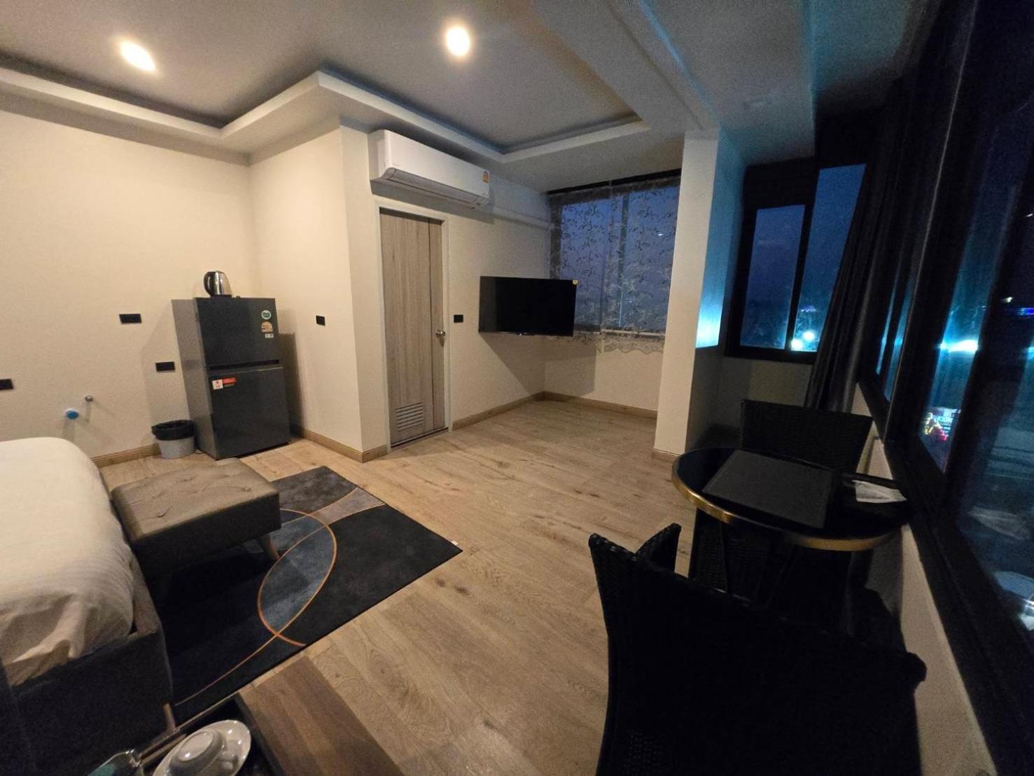 Pumpui Place Pattaya Dış mekan fotoğraf